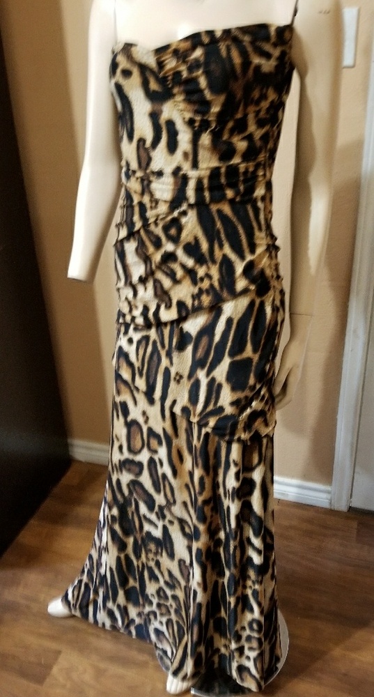 Strapples prom leopard dress